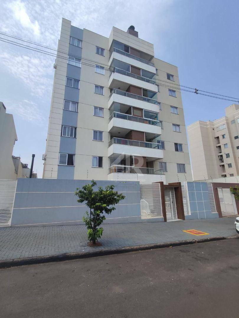 Apartamento à venda com 3 quartos, 76m² - Foto 1