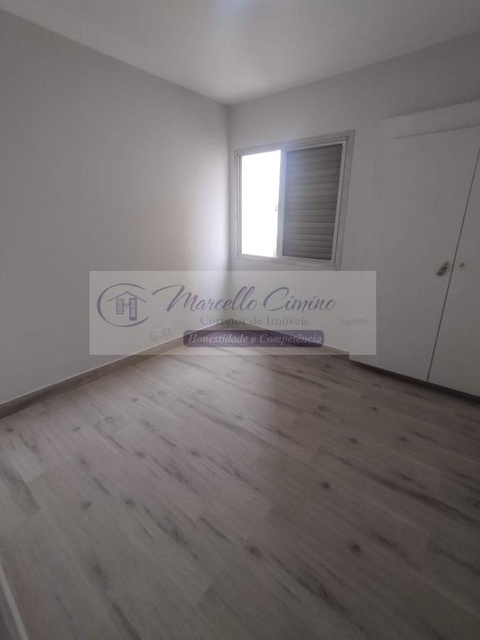 Apartamento à venda com 2 quartos, 42m² - Foto 13