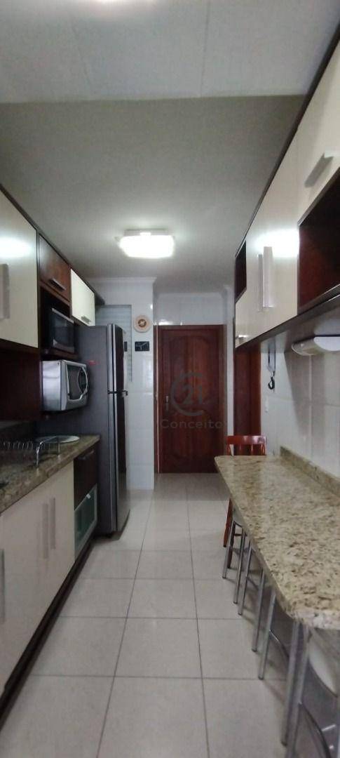 Apartamento para alugar com 3 quartos, 115m² - Foto 15