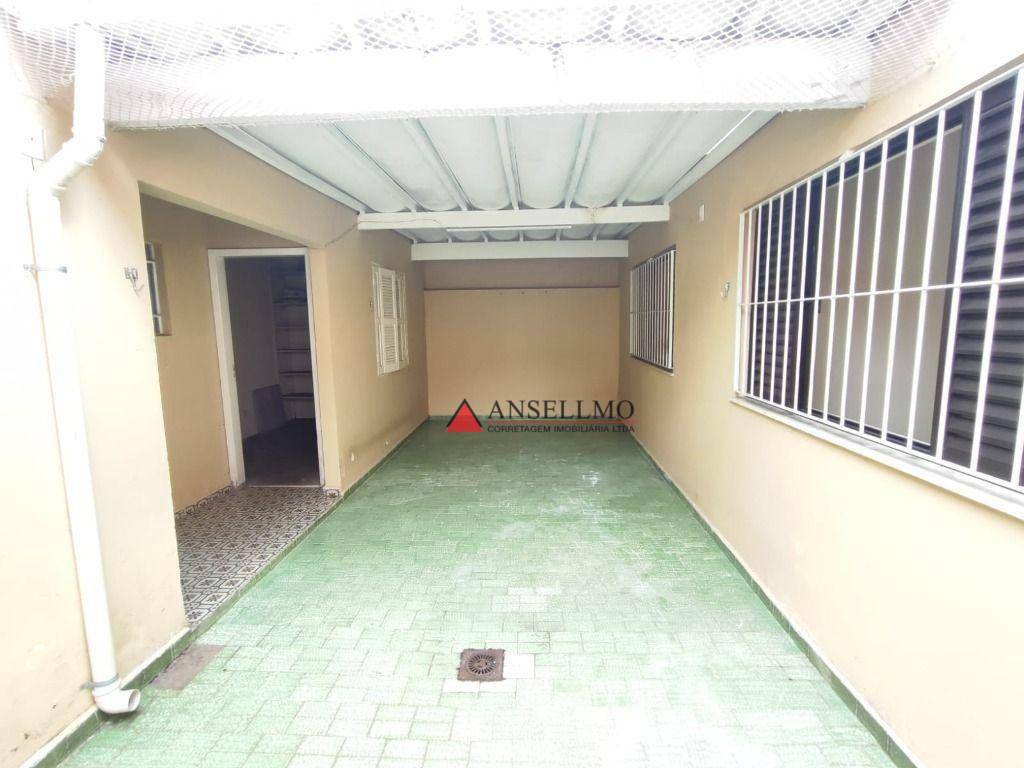 Casa à venda e aluguel com 3 quartos, 209m² - Foto 28