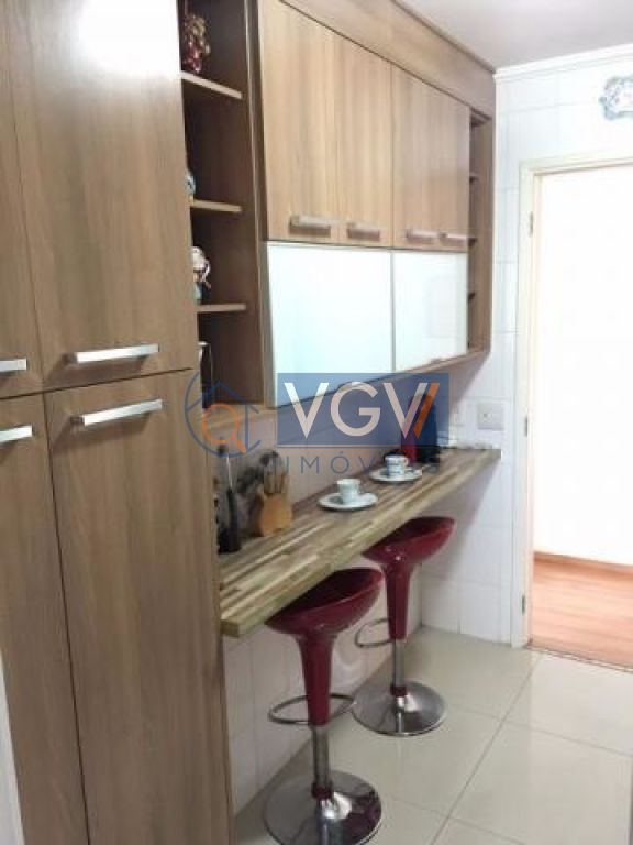 Apartamento à venda com 3 quartos, 77m² - Foto 5