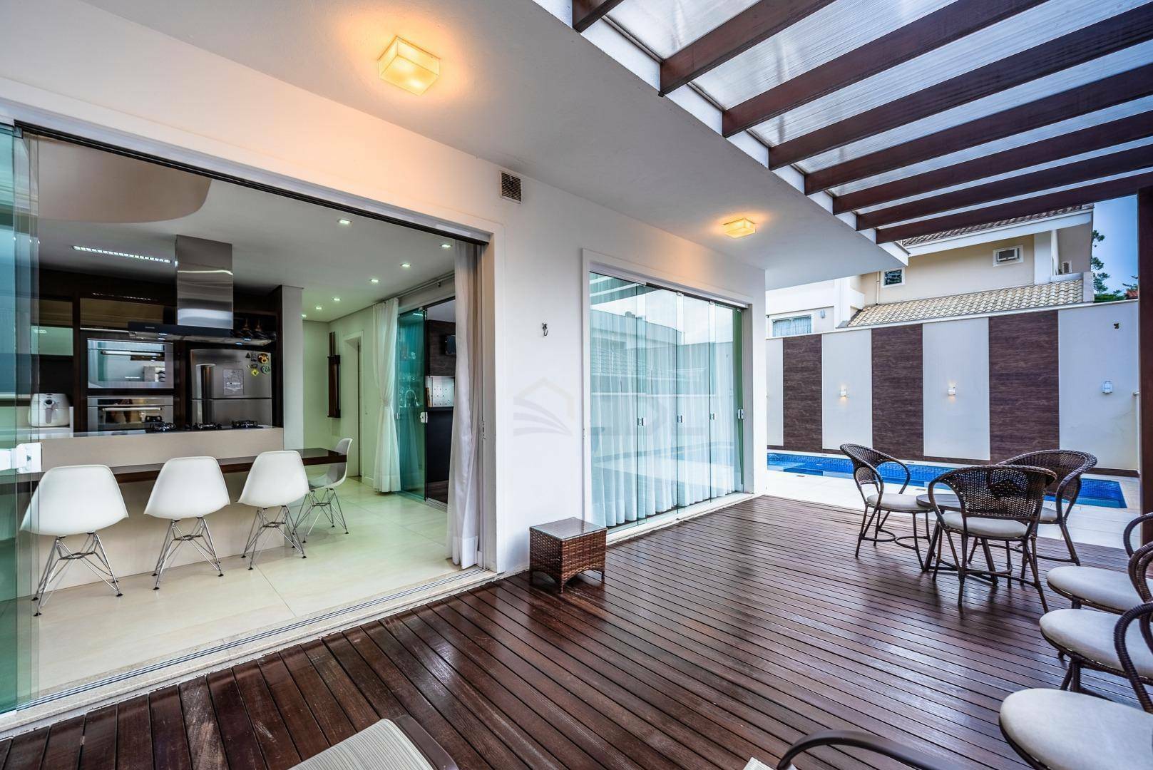 Casa de Condomínio à venda com 3 quartos, 320m² - Foto 14