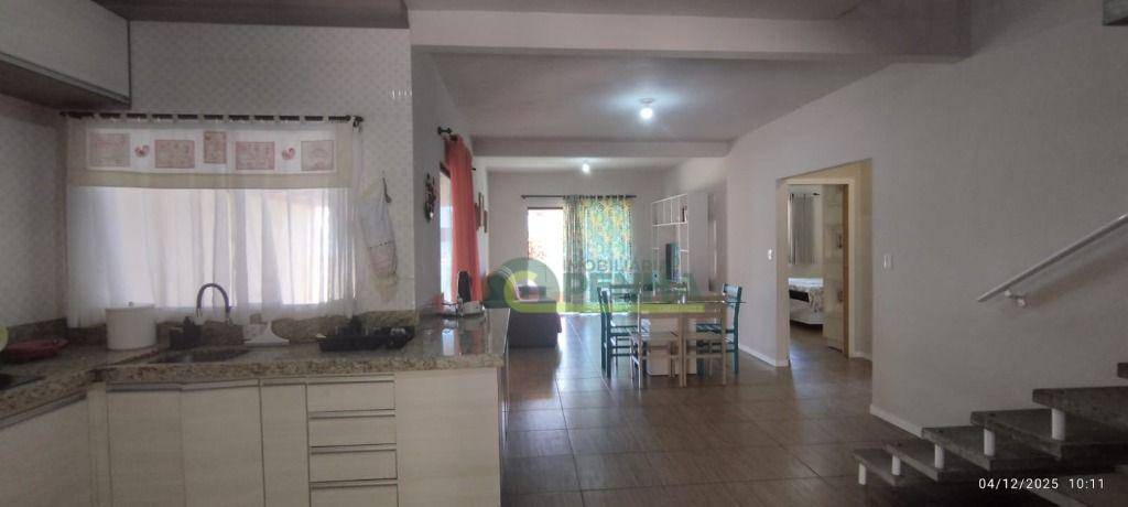 Casa, 1 quarto, 156 m² - Foto 11