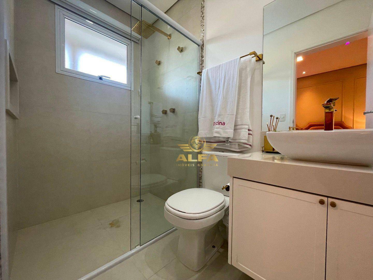 Casa de Condomínio à venda com 8 quartos, 500m² - Foto 40