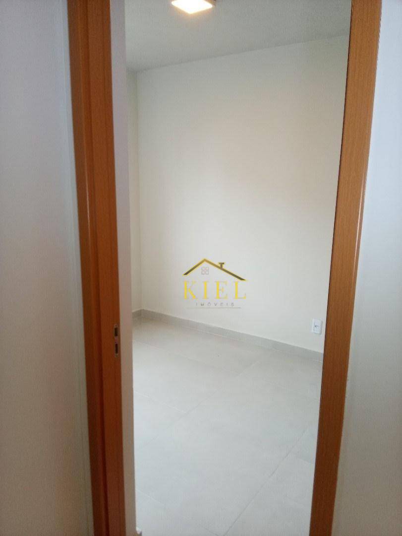 Apartamento à venda com 2 quartos, 41m² - Foto 15