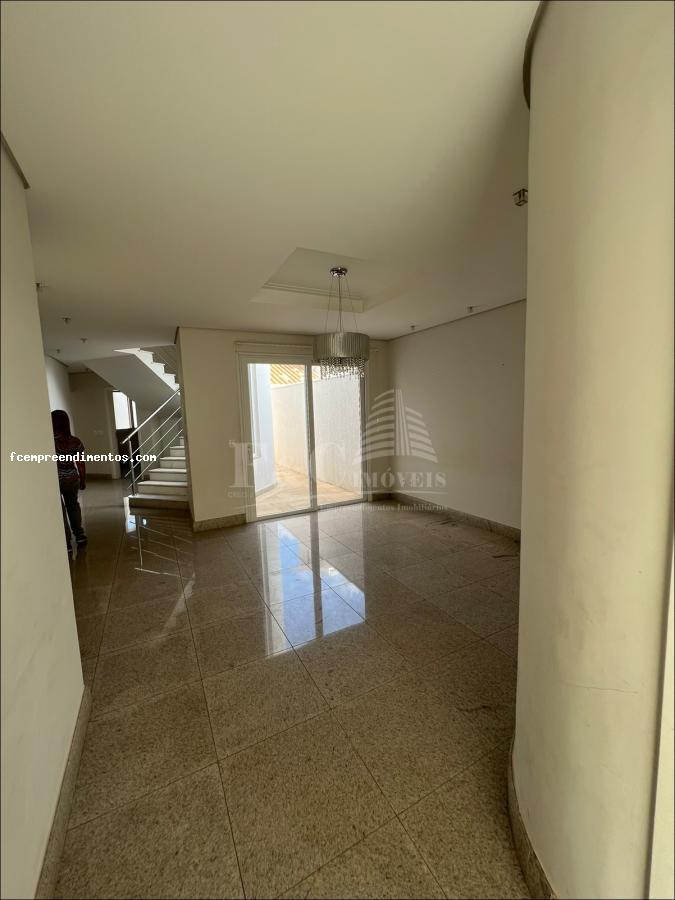 Casa de Condomínio à venda com 2 quartos, 240m² - Foto 29