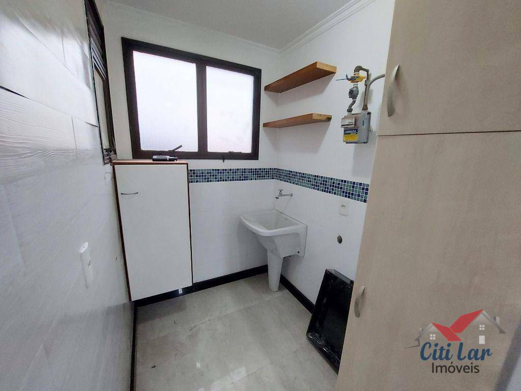 Apartamento à venda com 2 quartos, 60m² - Foto 13