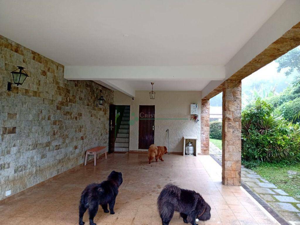 Casa à venda com 5 quartos, 270m² - Foto 17