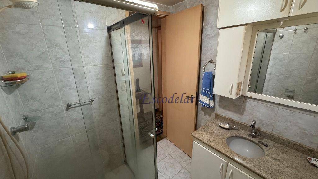 Apartamento à venda com 2 quartos, 75m² - Foto 19