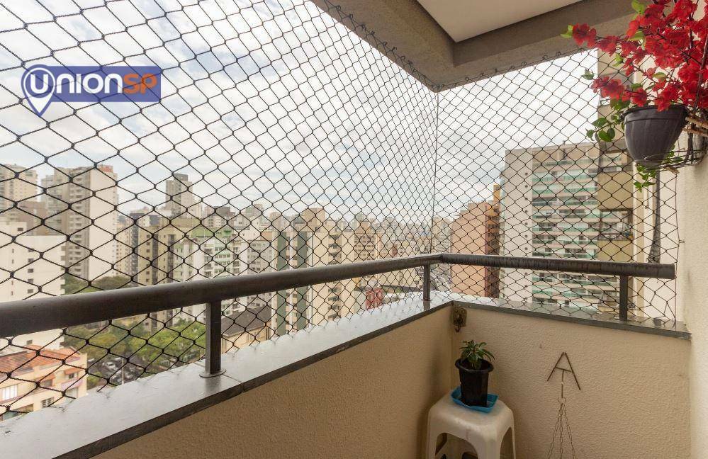 Apartamento à venda com 2 quartos, 66m² - Foto 4