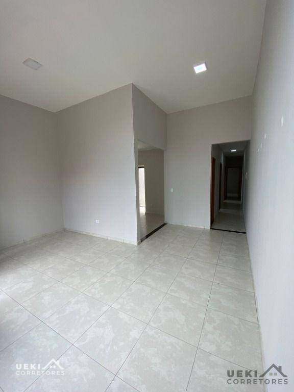 Casa à venda com 3 quartos, 80m² - Foto 2