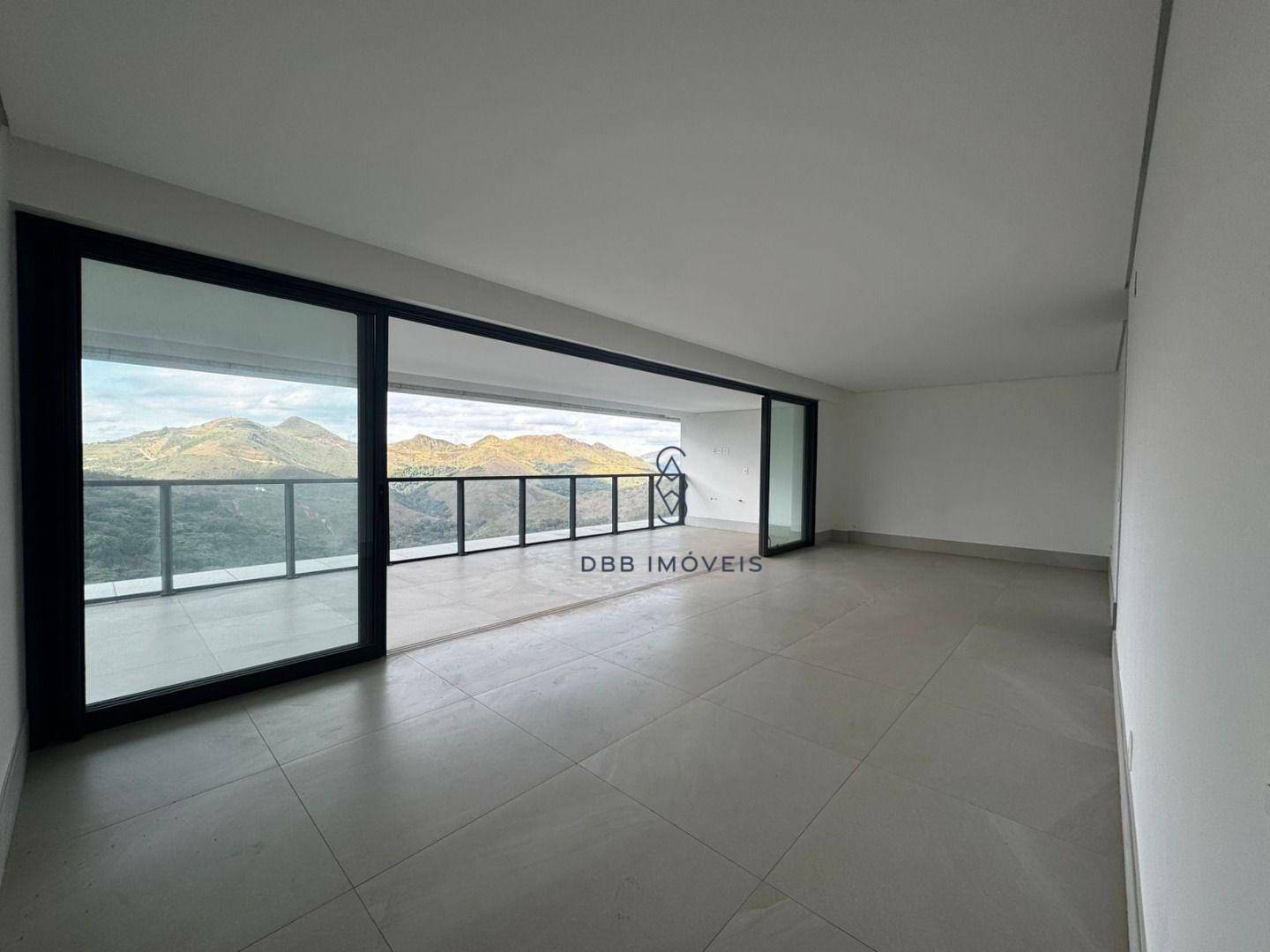 Apartamento à venda com 4 quartos, 186m² - Foto 1