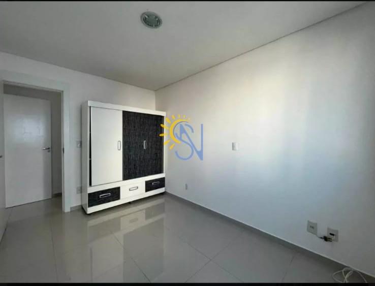 Apartamento para alugar com 3 quartos, 130m² - Foto 15