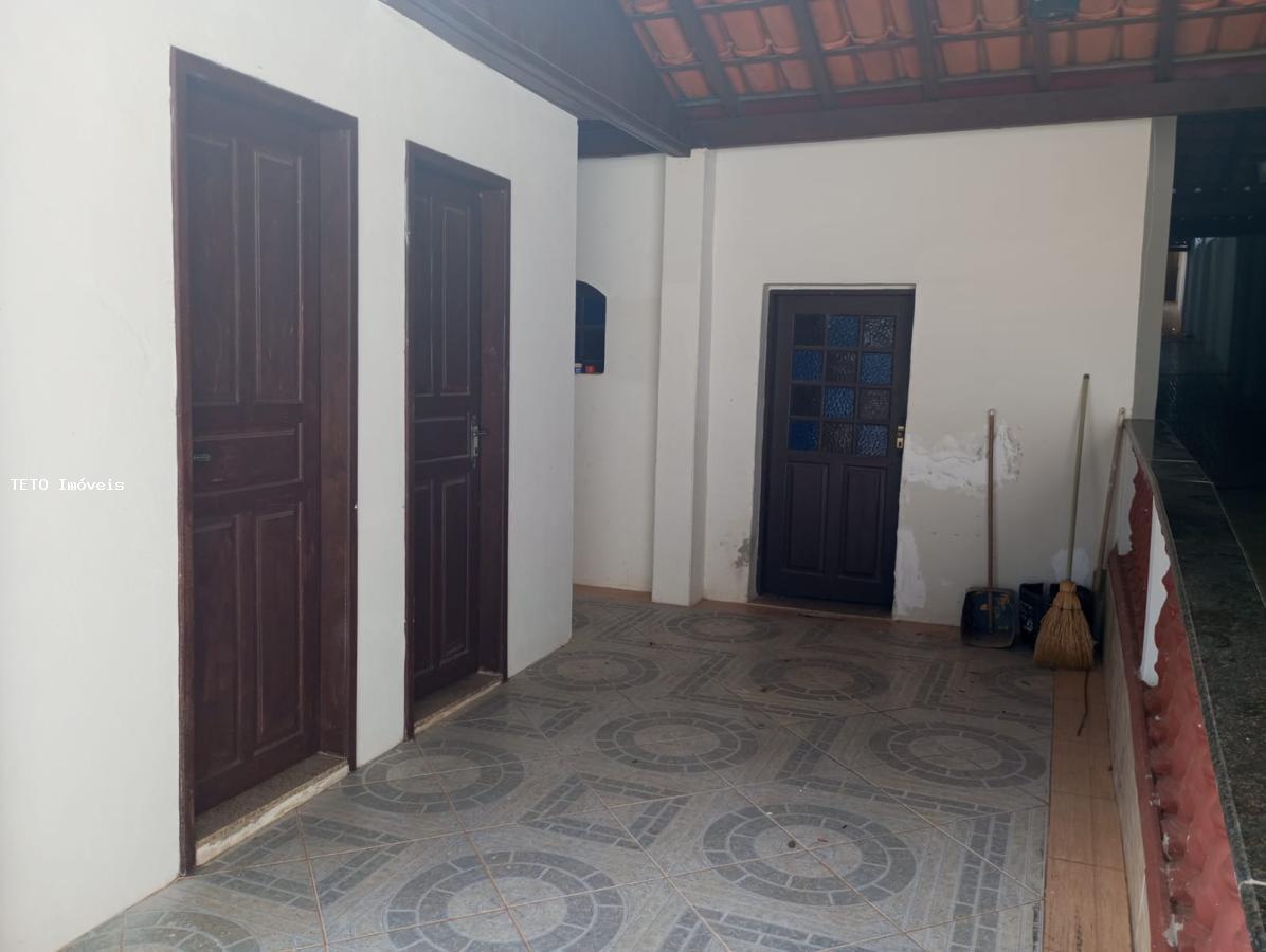 Casa à venda com 9 quartos, 1500m² - Foto 54