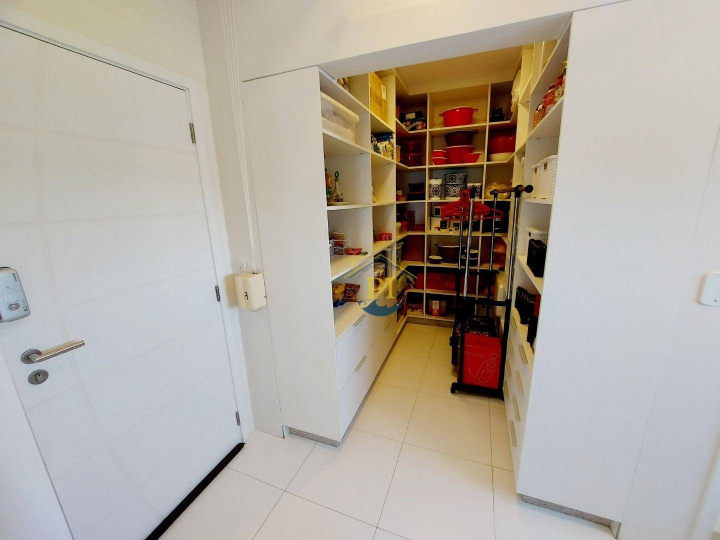 Apartamento à venda com 4 quartos, 212m² - Foto 42