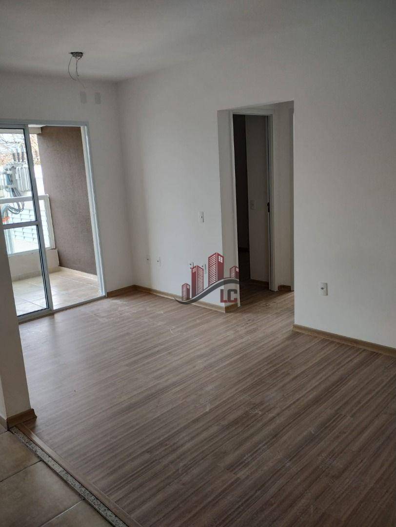 Apartamento para alugar com 2 quartos, 62m² - Foto 3