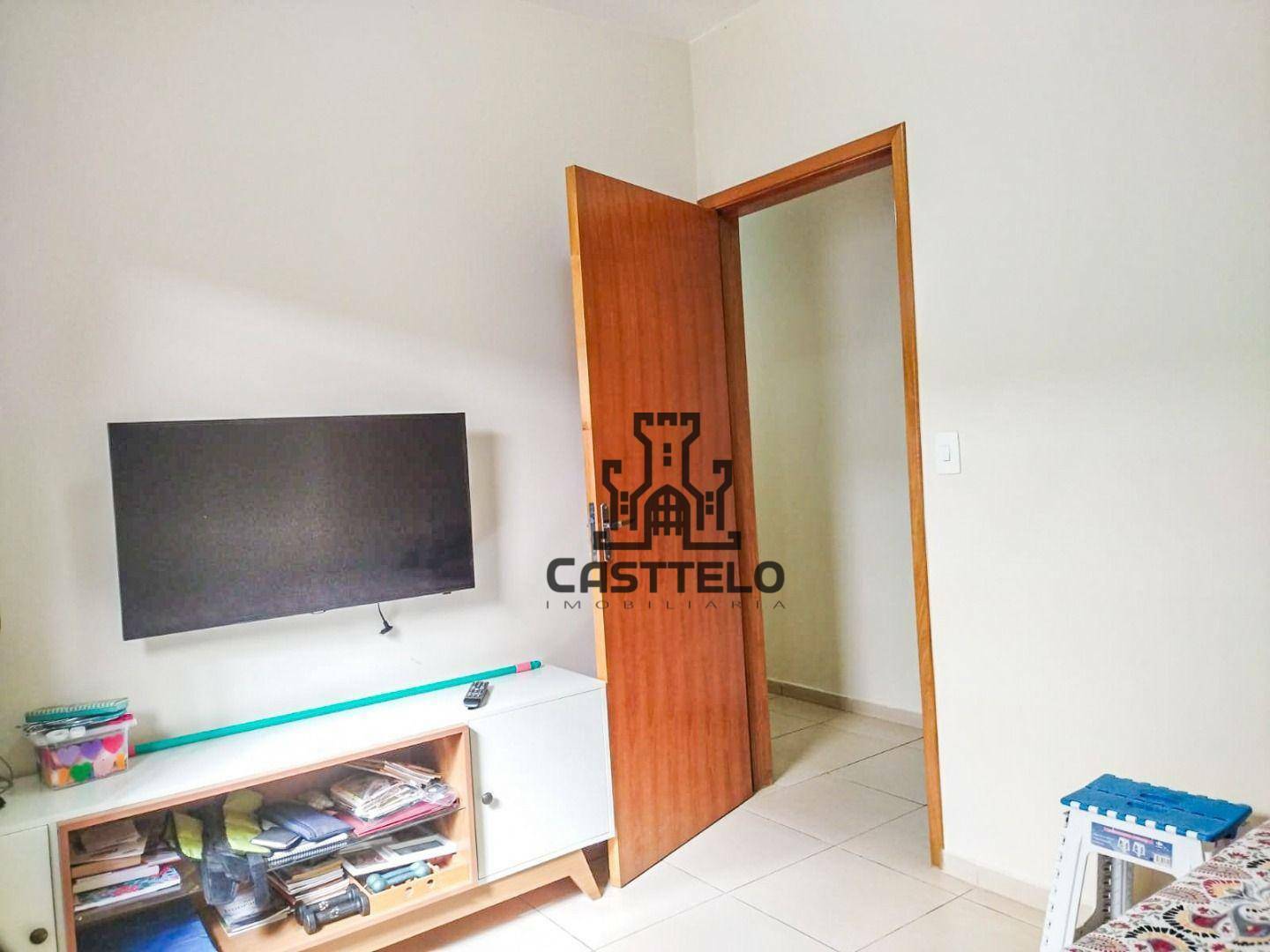 Casa à venda com 3 quartos, 80m² - Foto 11