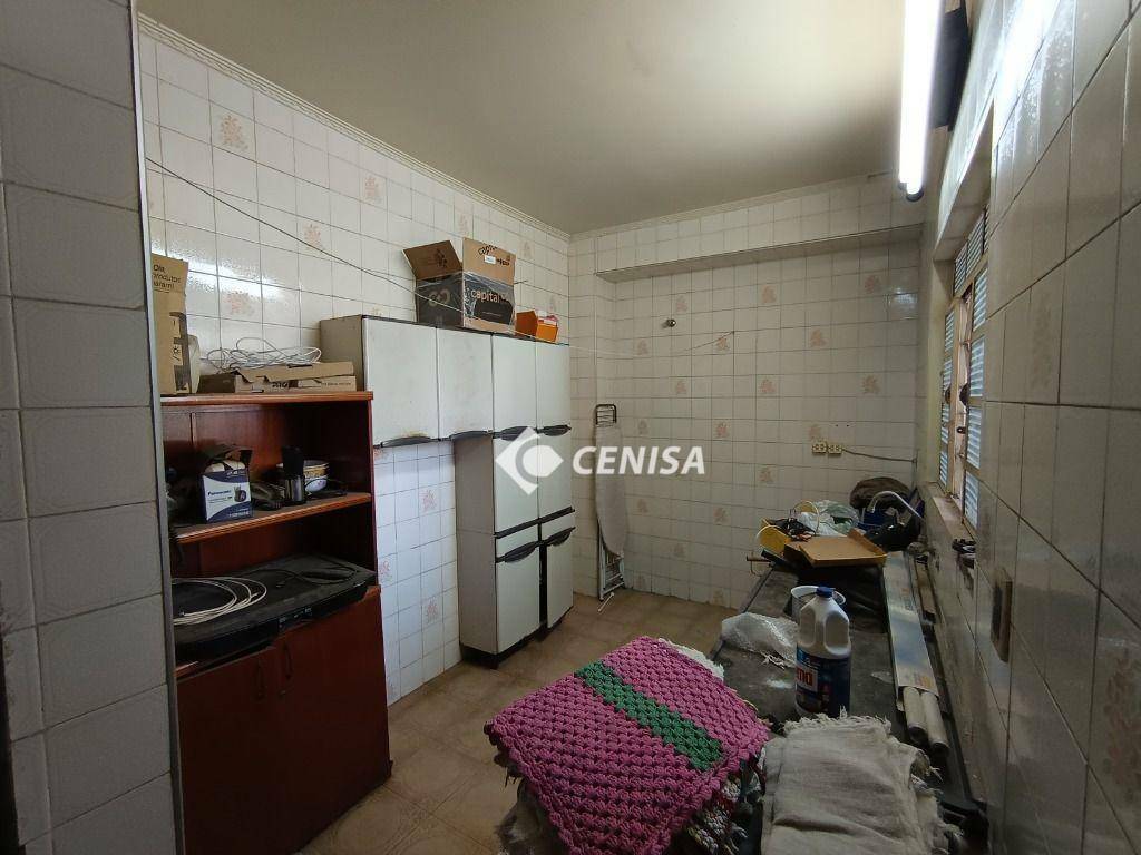 Casa à venda com 5 quartos, 210m² - Foto 21