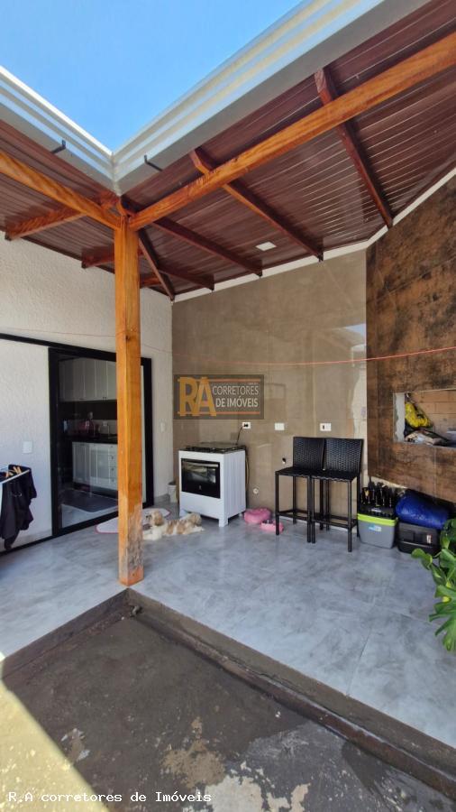 Casa à venda com 2 quartos, 1m² - Foto 20