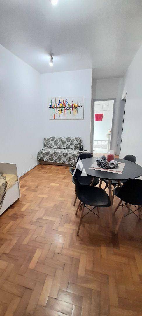 Apartamento à venda com 1 quarto, 54m² - Foto 4