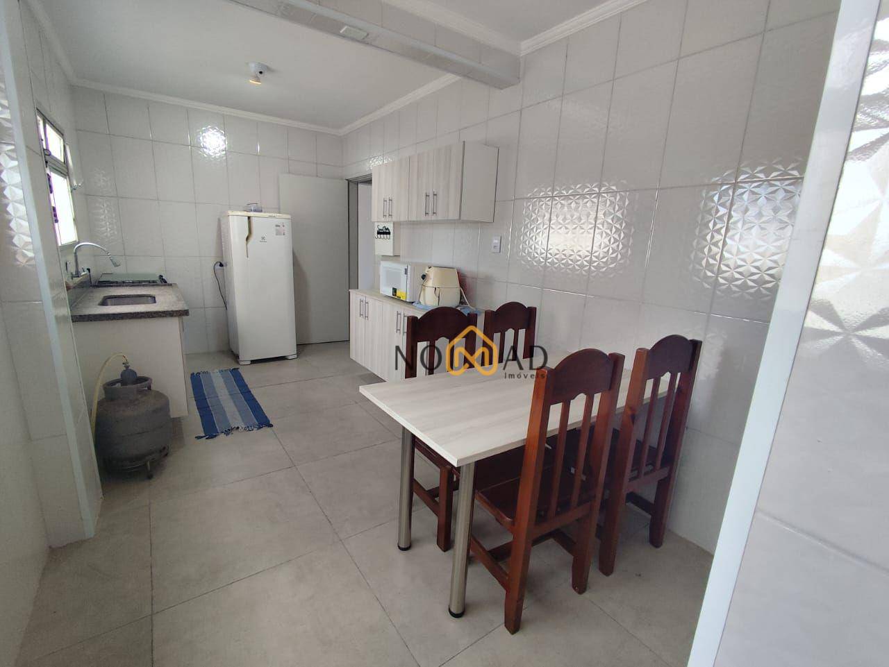 Apartamento à venda com 2 quartos, 70m² - Foto 8