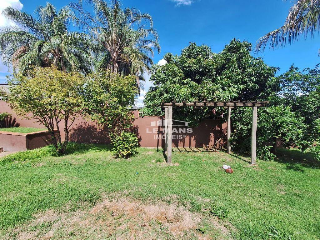 Chácara, 3 quartos, 1121 m² - Foto 11