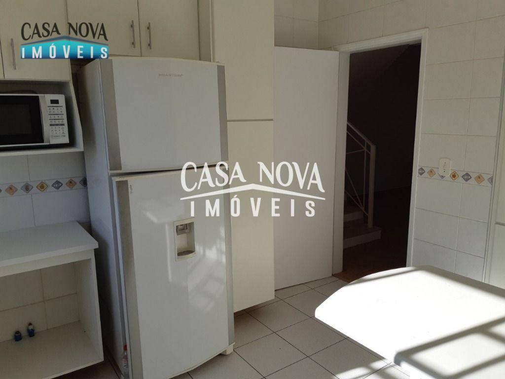 Casa de Condomínio para alugar com 4 quartos, 420m² - Foto 7