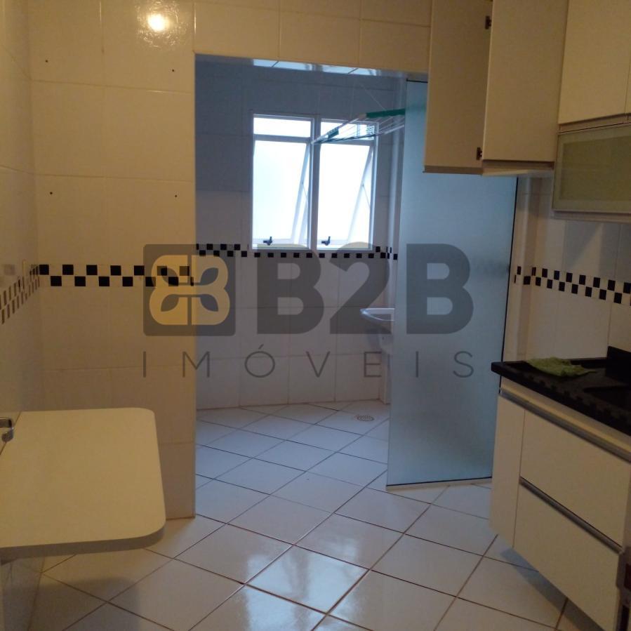 Apartamento à venda com 3 quartos, 80m² - Foto 6