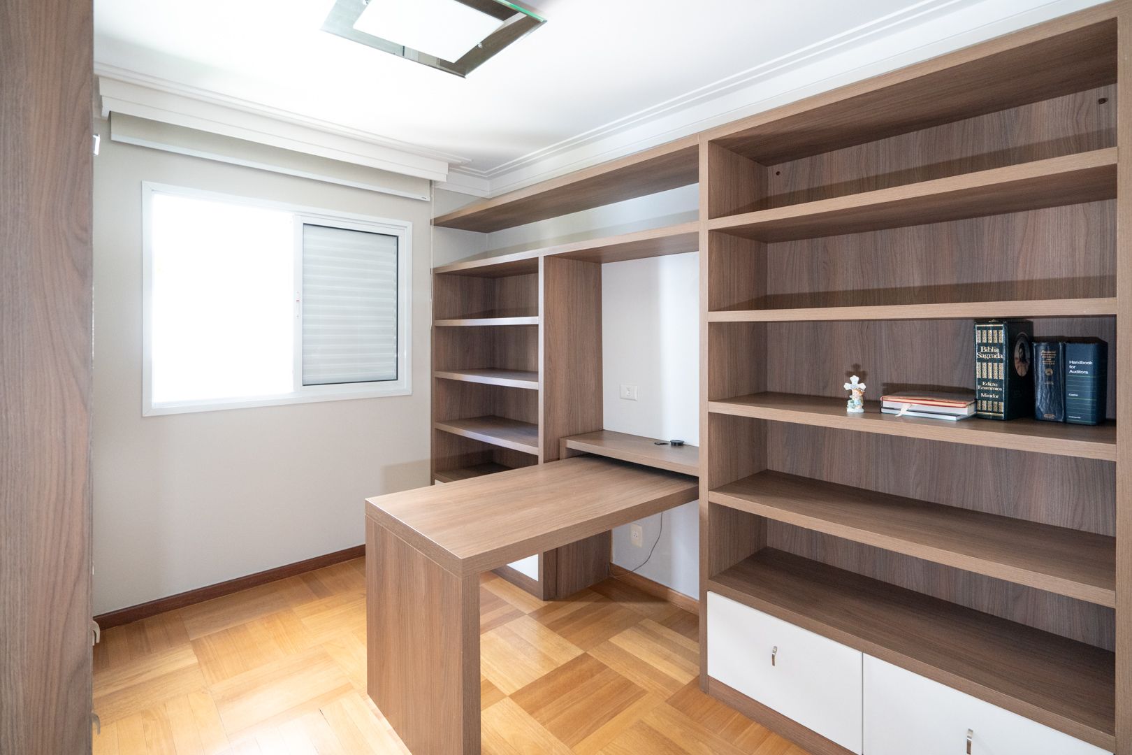 Apartamento à venda com 4 quartos, 173m² - Foto 15