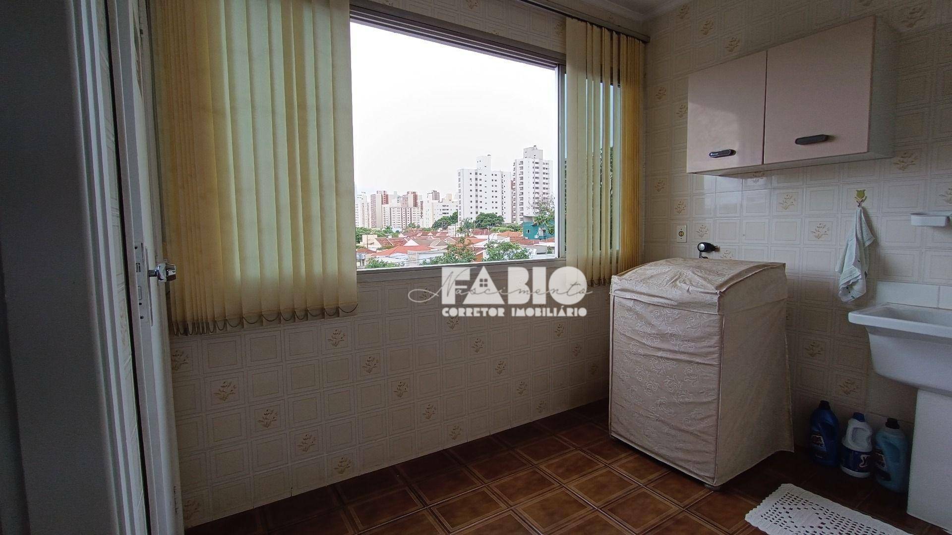 Apartamento à venda com 4 quartos, 167m² - Foto 4