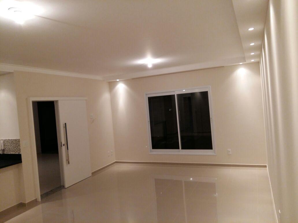 Casa à venda com 3 quartos, 176m² - Foto 3