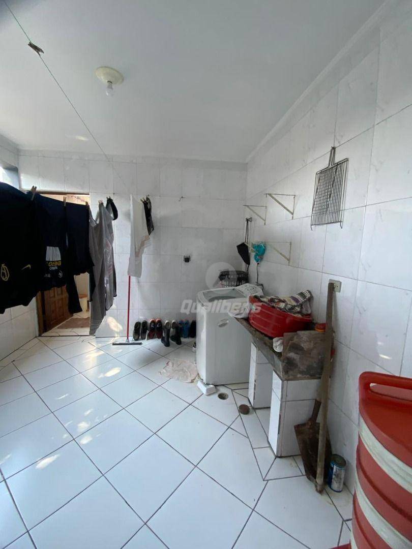 Sobrado à venda com 3 quartos, 280m² - Foto 11