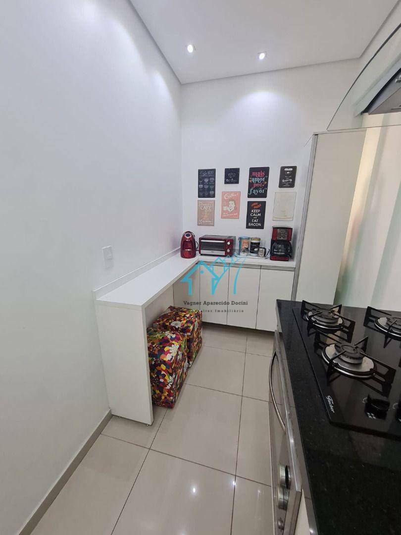 Apartamento à venda com 3 quartos, 75m² - Foto 4