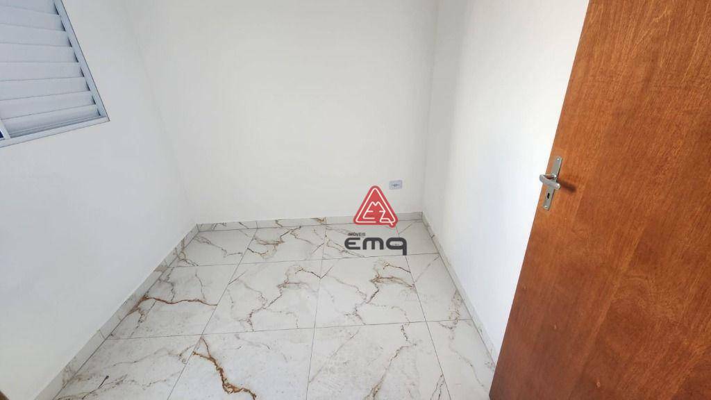 Apartamento à venda com 2 quartos, 38m² - Foto 11