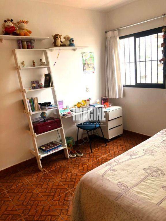 Apartamento à venda com 4 quartos, 160m² - Foto 19