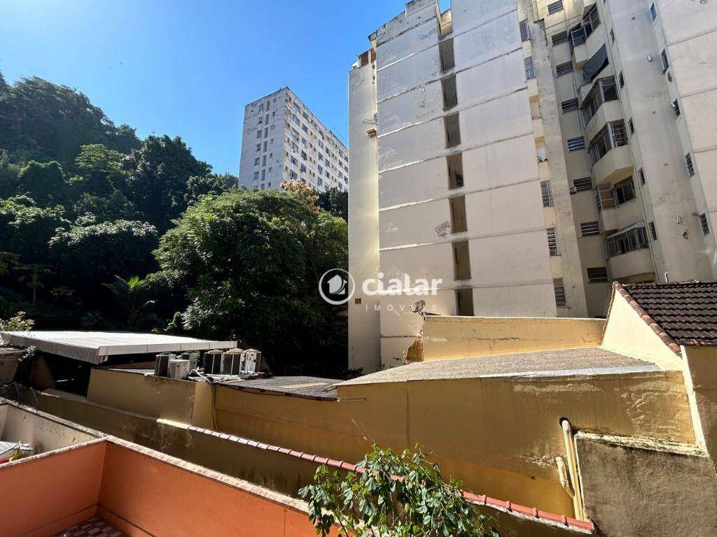 Apartamento à venda com 2 quartos, 72m² - Foto 5