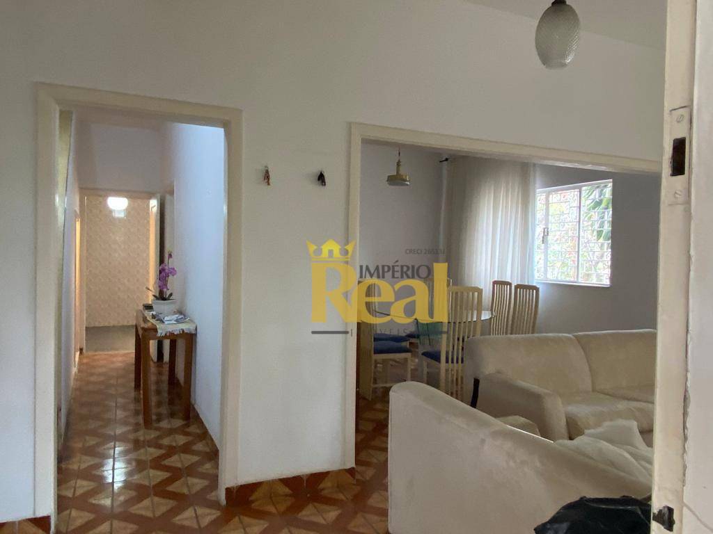 Casa à venda com 3 quartos, 250m² - Foto 26