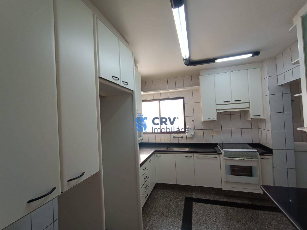 Apartamento à venda com 3 quartos, 160m² - Foto 19