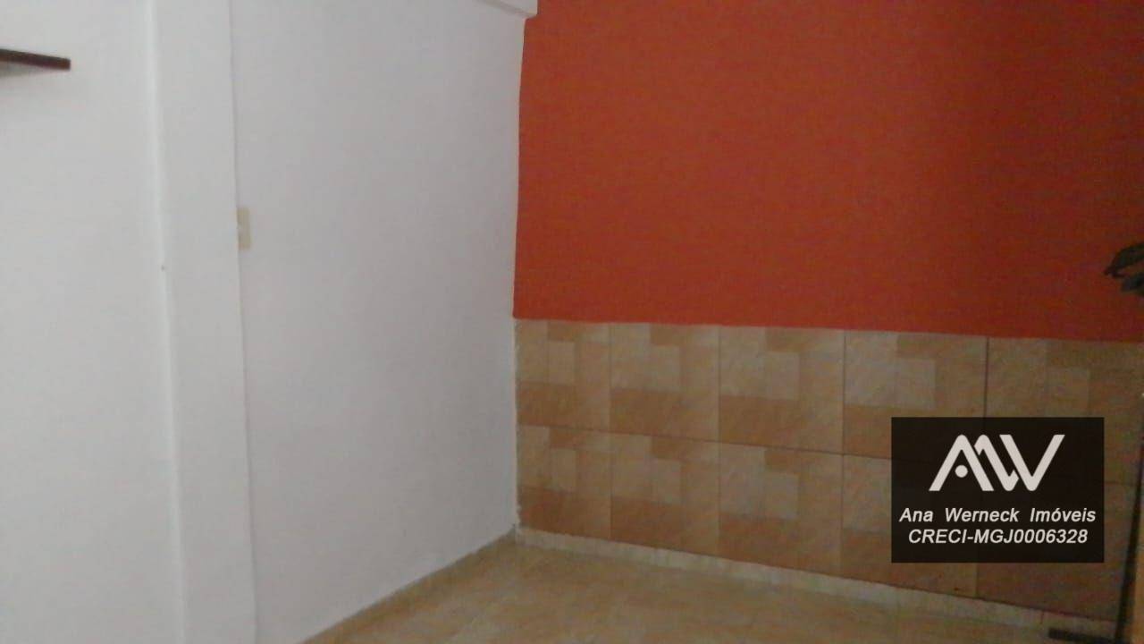 Casa à venda com 7 quartos, 400m² - Foto 50