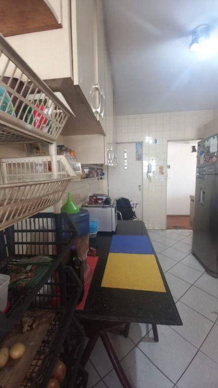 Apartamento à venda com 3 quartos, 87m² - Foto 33