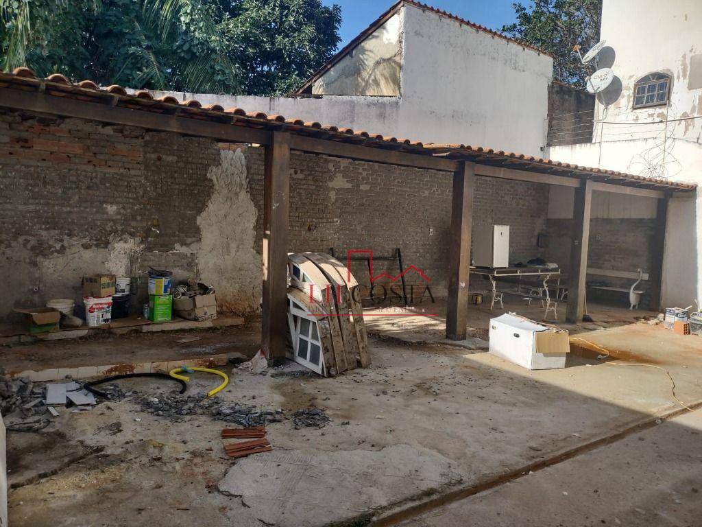 Casa de Condomínio à venda com 3 quartos, 380m² - Foto 43