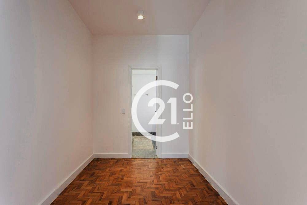 Apartamento para alugar com 3 quartos, 209m² - Foto 9