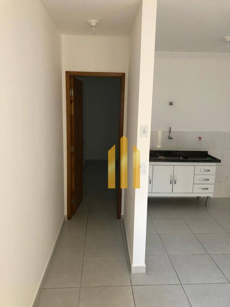 Casa para alugar com 1 quarto, 35m² - Foto 5