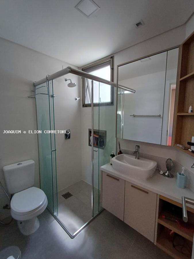 Apartamento à venda com 2 quartos, 80m² - Foto 16