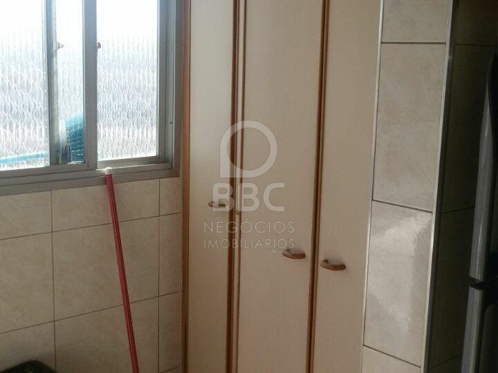 Apartamento à venda com 2 quartos, 77m² - Foto 12