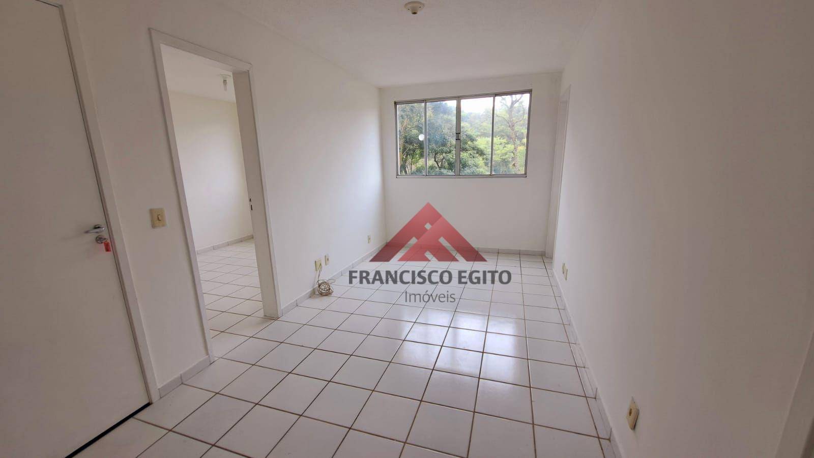 Apartamento para alugar com 3 quartos, 80m² - Foto 2