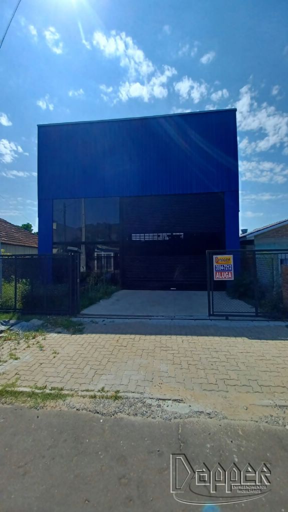 Depósito-Galpão-Armazém para alugar, 330m² - Foto 1