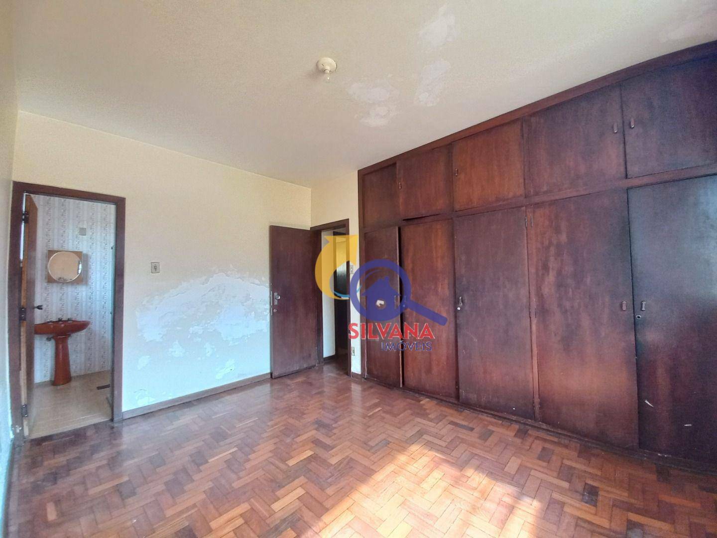 Casa à venda com 3 quartos, 260m² - Foto 26