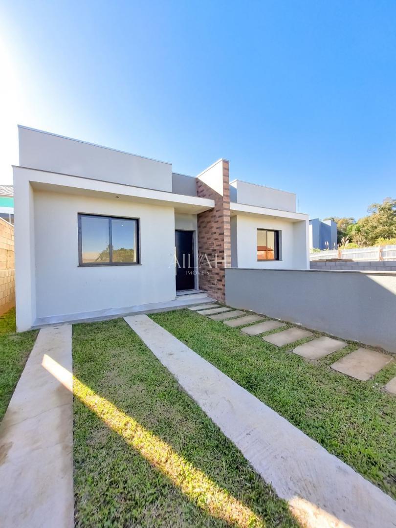 Casa à venda com 3 quartos, 70m² - Foto 1
