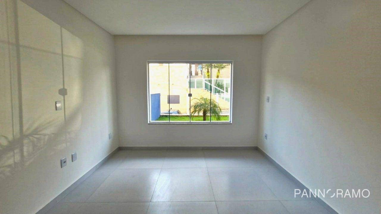 Casa à venda e aluguel com 4 quartos, 300m² - Foto 7